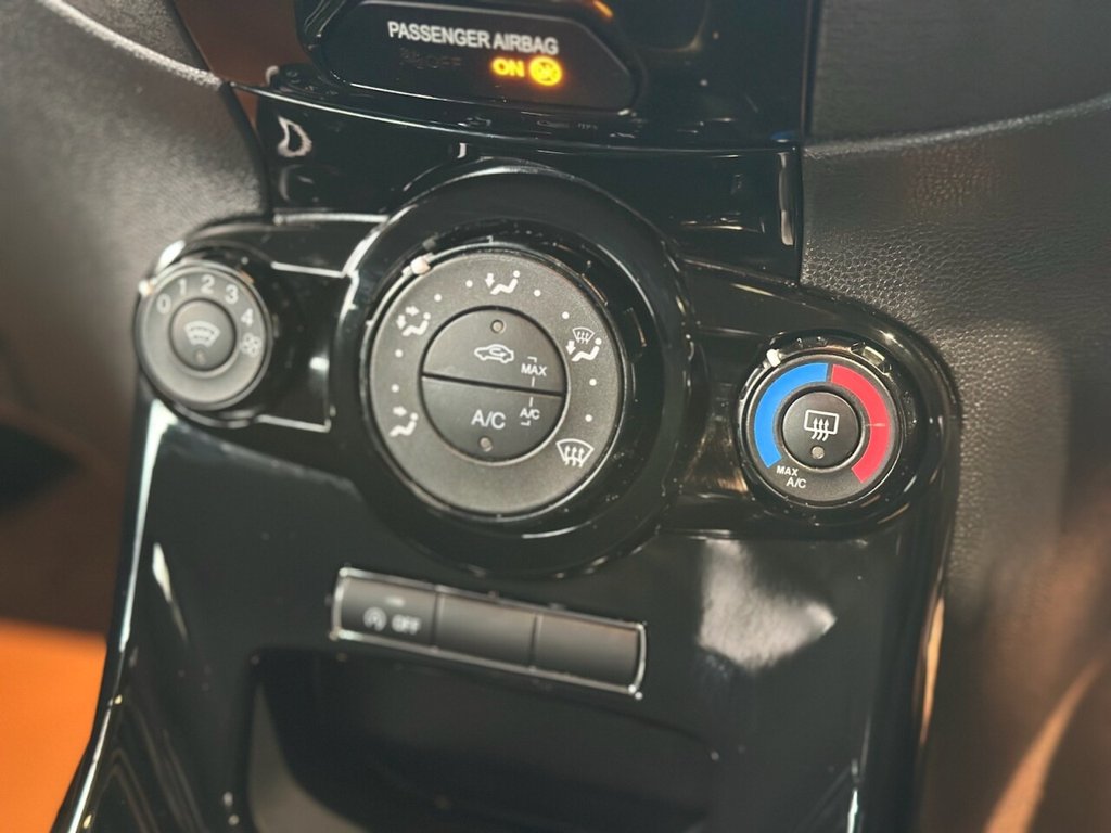 Used Ford Fiesta 2015 for sale - 76604476: Photo 25