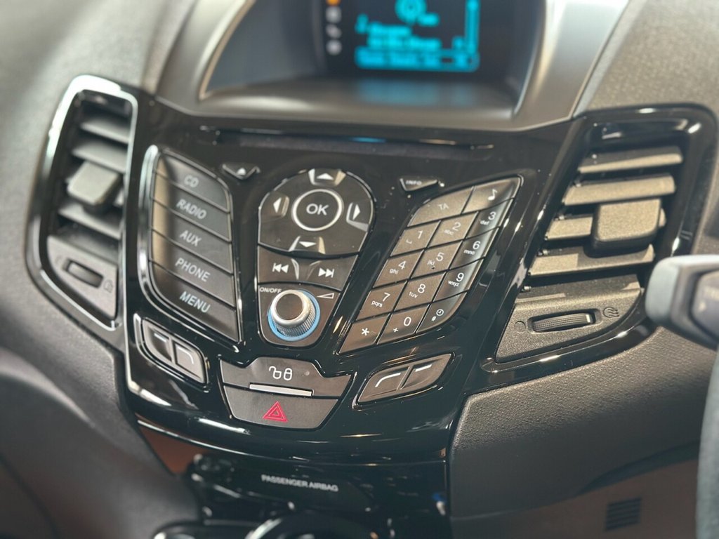 Used Ford Fiesta 2015 for sale - 76604476: Photo 26