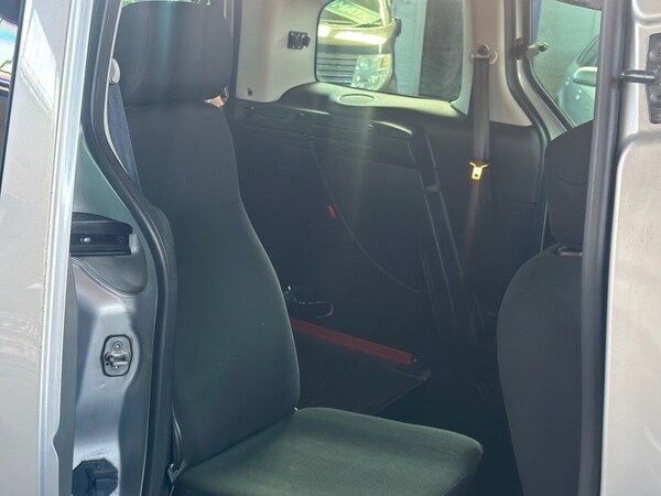 Used Peugeot Partner Tepee 2017 for sale - 75502727: Photo 39