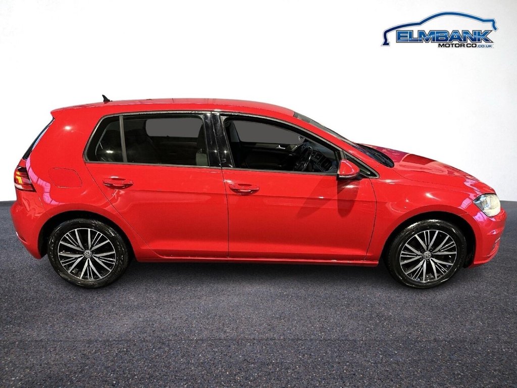 Used Volkswagen Golf 2017 for sale - 76559420: Photo 10