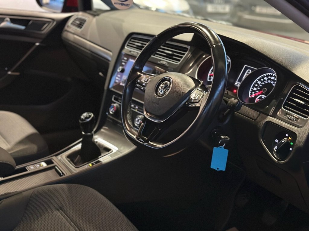 Used Volkswagen Golf 2017 for sale - 76559420: Photo 22