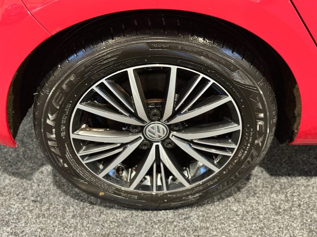 Used Volkswagen Golf 2017 for sale - 76559420: Photo 45