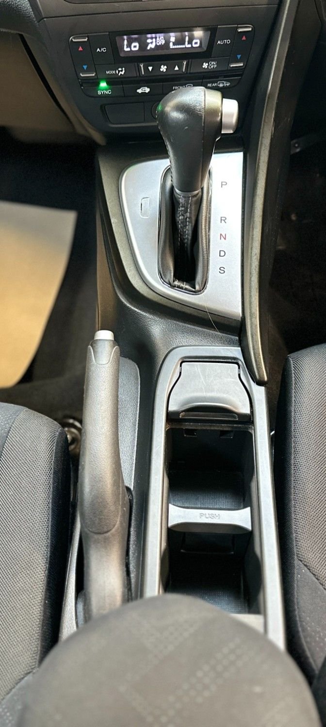 Used Honda Civic 2013 for sale - 76185199: Photo 28