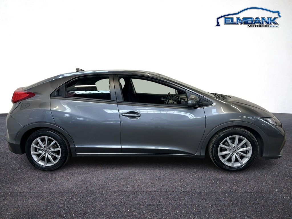 Used Honda Civic 2013 for sale - 76185199: Photo 9