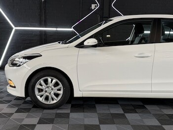 Used Hyundai i20 2016 for sale - 78672733: Photo