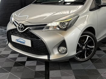 Used Toyota Yaris 2016 for sale - 79708871: Photo