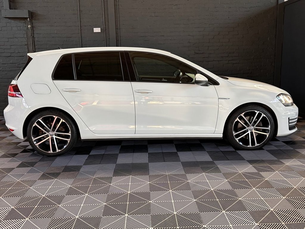 Used Volkswagen Golf 2015 for sale - 77734740: Photo 12