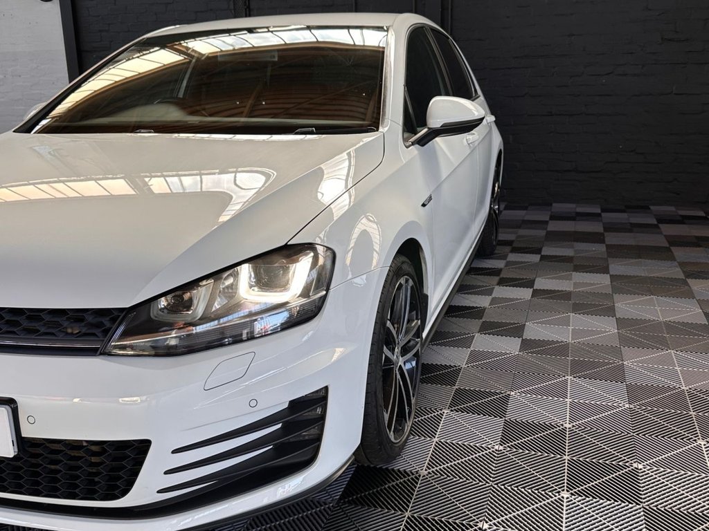 Used Volkswagen Golf 2015 for sale - 77734740: Photo 17