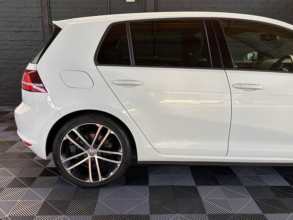Used Volkswagen Golf 2015 for sale - 77734740: Photo 9