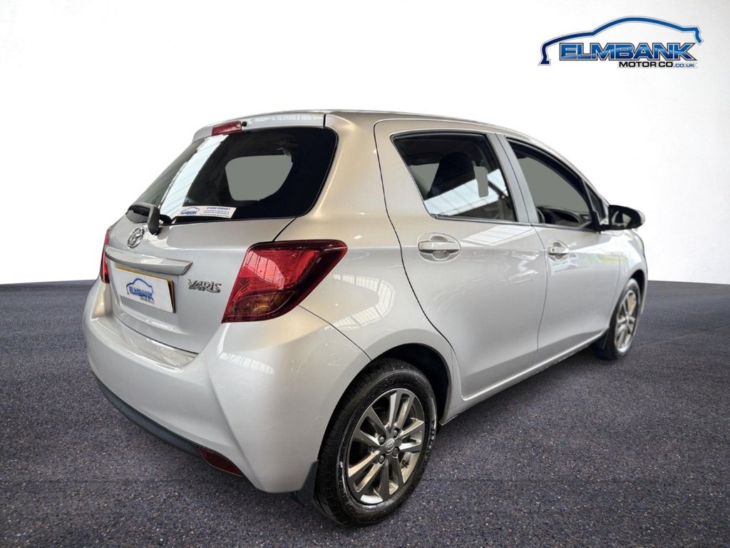 Used Toyota Yaris 2015 for sale - 75801093: Photo 12