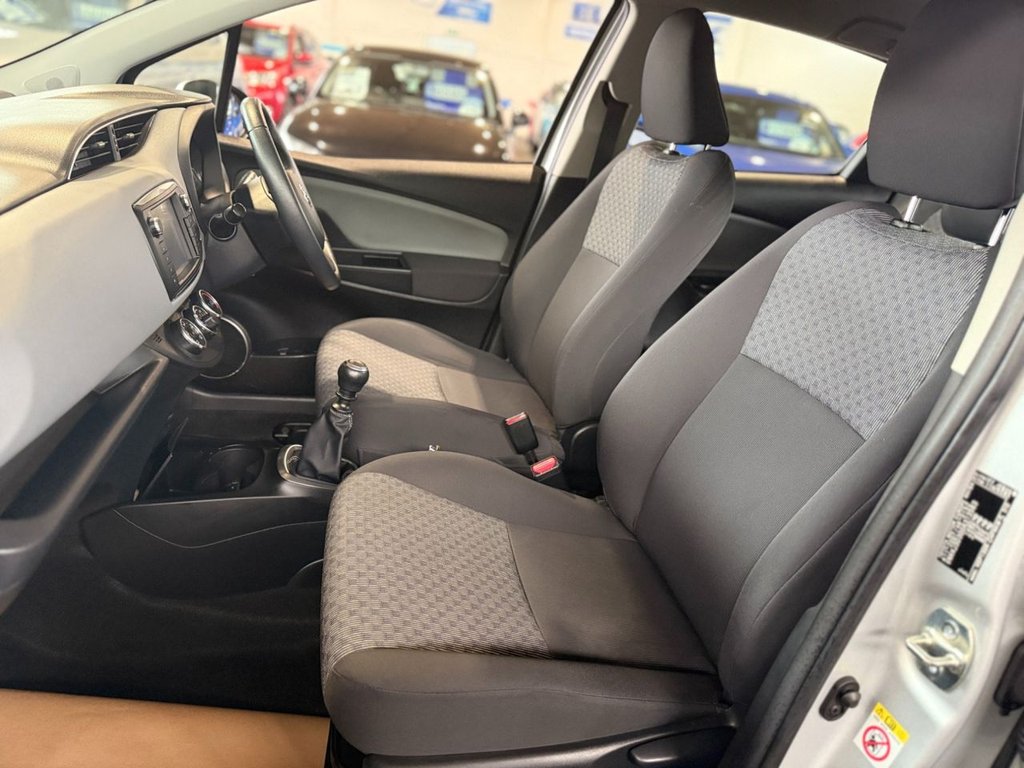 Used Toyota Yaris 2015 for sale - 75801093: Photo 30