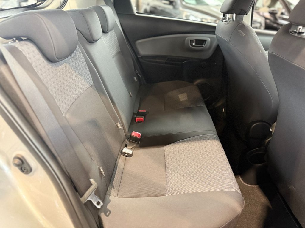 Used Toyota Yaris 2015 for sale - 75801093: Photo 31