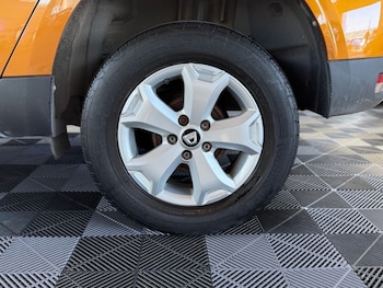 Used Dacia Duster 2019 for sale - 78985842: Photo