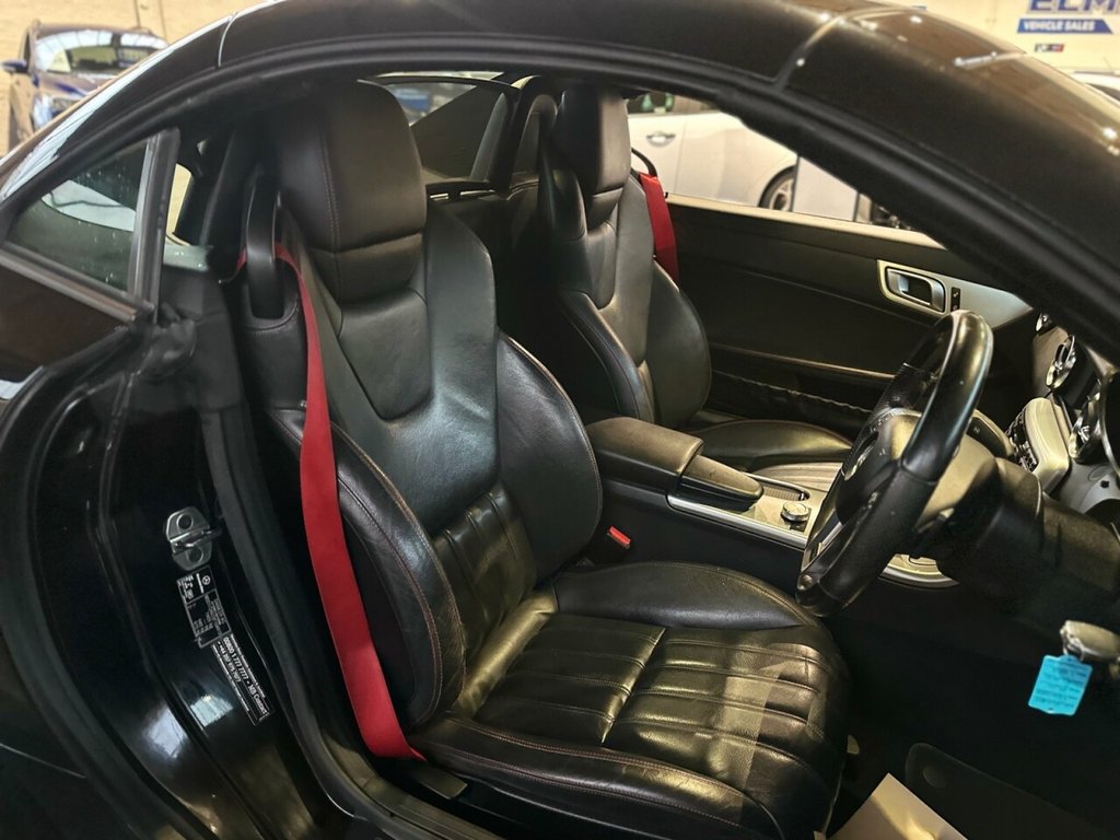 Used Mercedes-Benz SLK 2015 for sale - 76559440: Photo 26