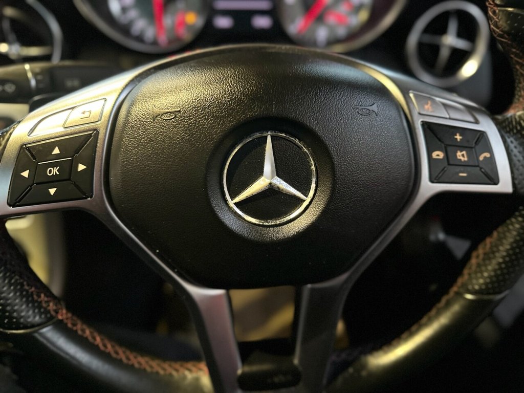 Used Mercedes-Benz SLK 2015 for sale - 76559440: Photo 29