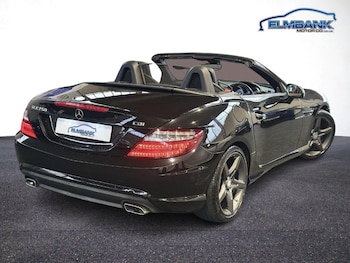 Used Mercedes-Benz SLK 2015 for sale - 76559440: Photo
