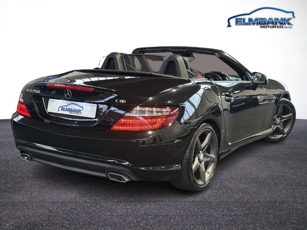 Used Mercedes-Benz SLK 2015 for sale - 76559440: Photo 8