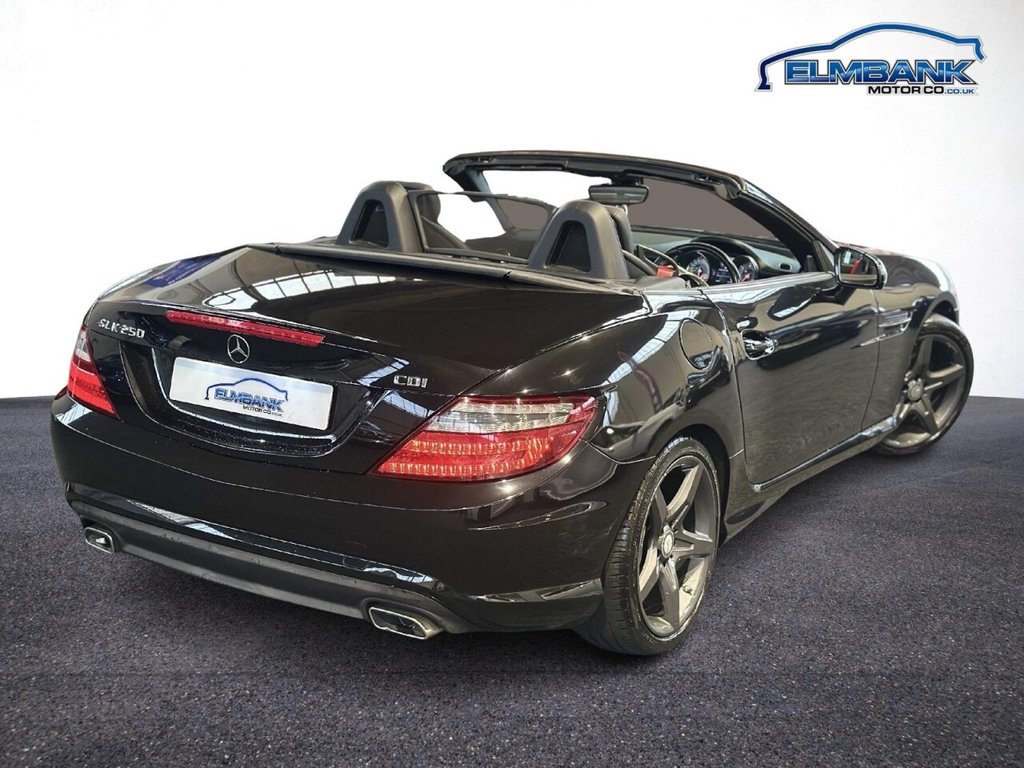 Used Mercedes-Benz SLK 2015 for sale - 76559440: Photo 9
