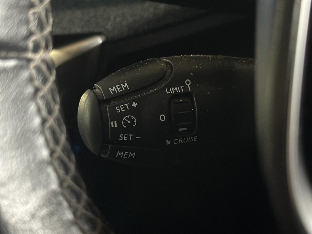 Used Peugeot 3008 2018 for sale - 76559435: Photo 37