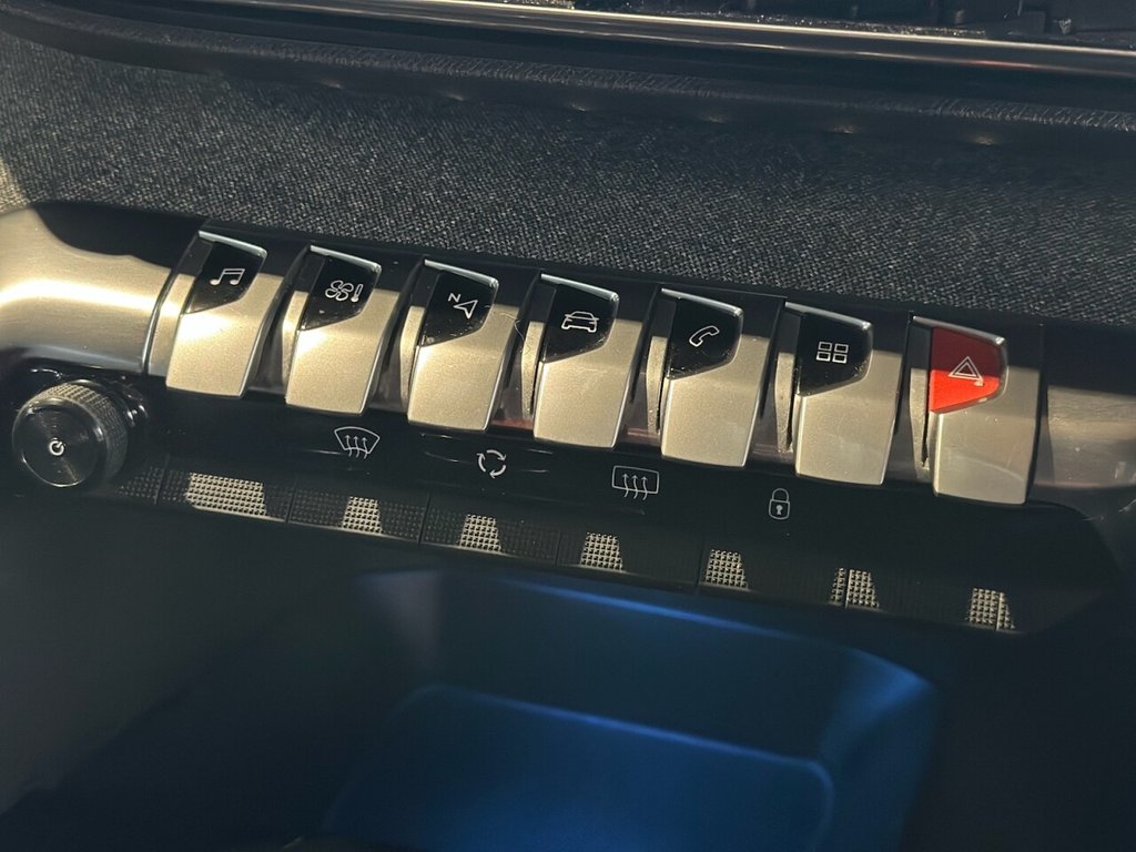 Used Peugeot 3008 2018 for sale - 76559435: Photo 38