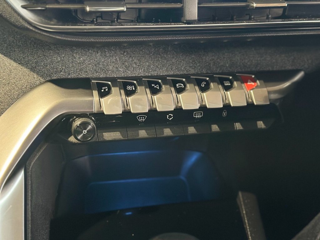 Used Peugeot 3008 2018 for sale - 76559435: Photo 39