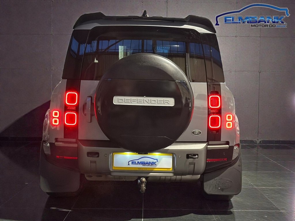 Used Land Rover Defender 2021 for sale - 76772979: Photo 14