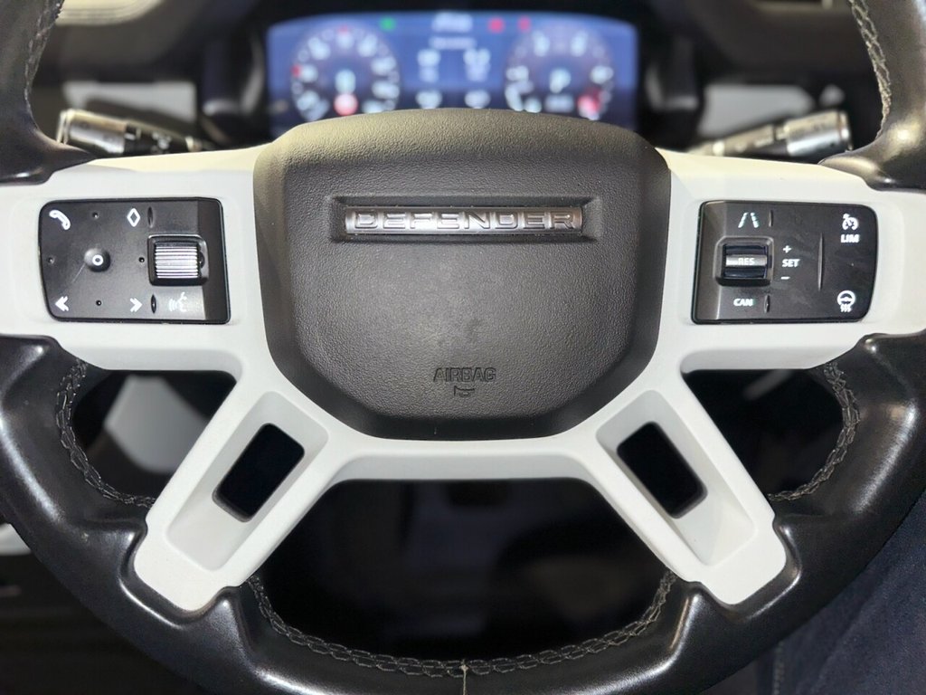 Used Land Rover Defender 2021 for sale - 76772979: Photo 35