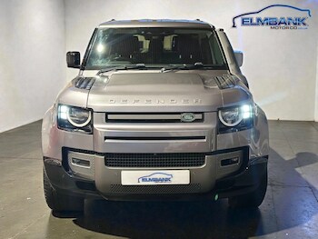 Used Land Rover Defender 2021 for sale - 76772979: Photo