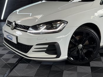 Used Volkswagen Golf 2017 for sale - 79695755: Photo