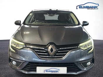 Used Renault Megane 2017 for sale - 76962004: Photo