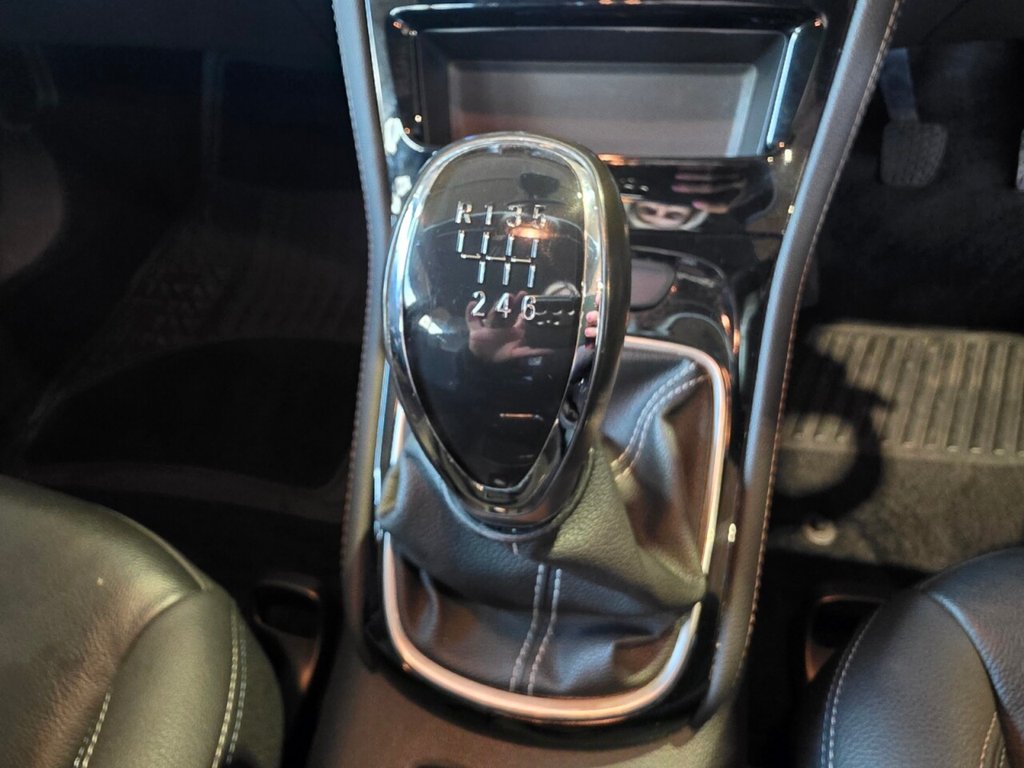 Used Vauxhall Astra 2018 for sale - 76057012: Photo 32