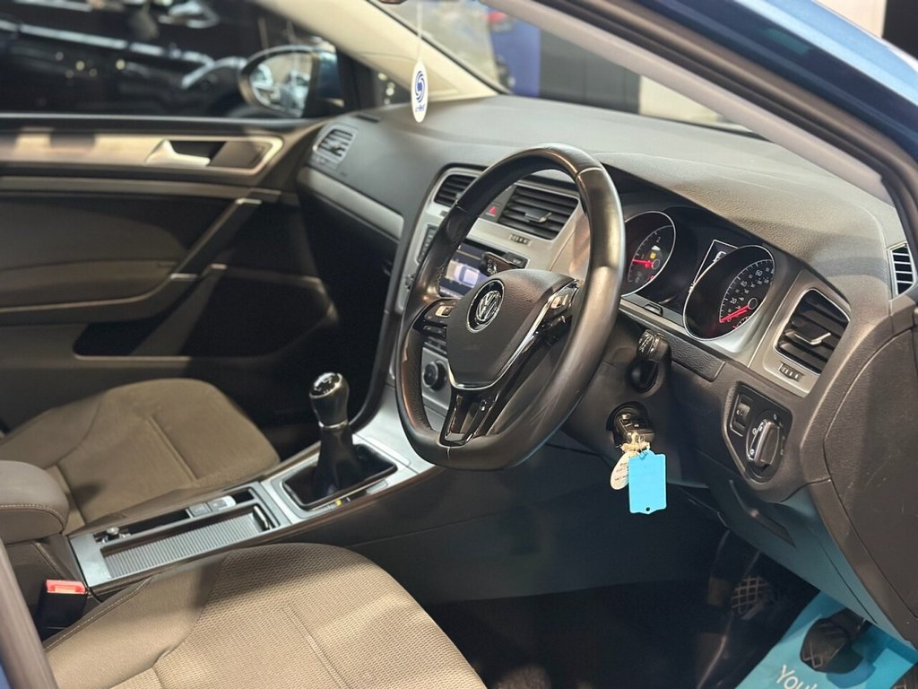 Used Volkswagen Golf 2014 for sale - 77161932: Photo 22