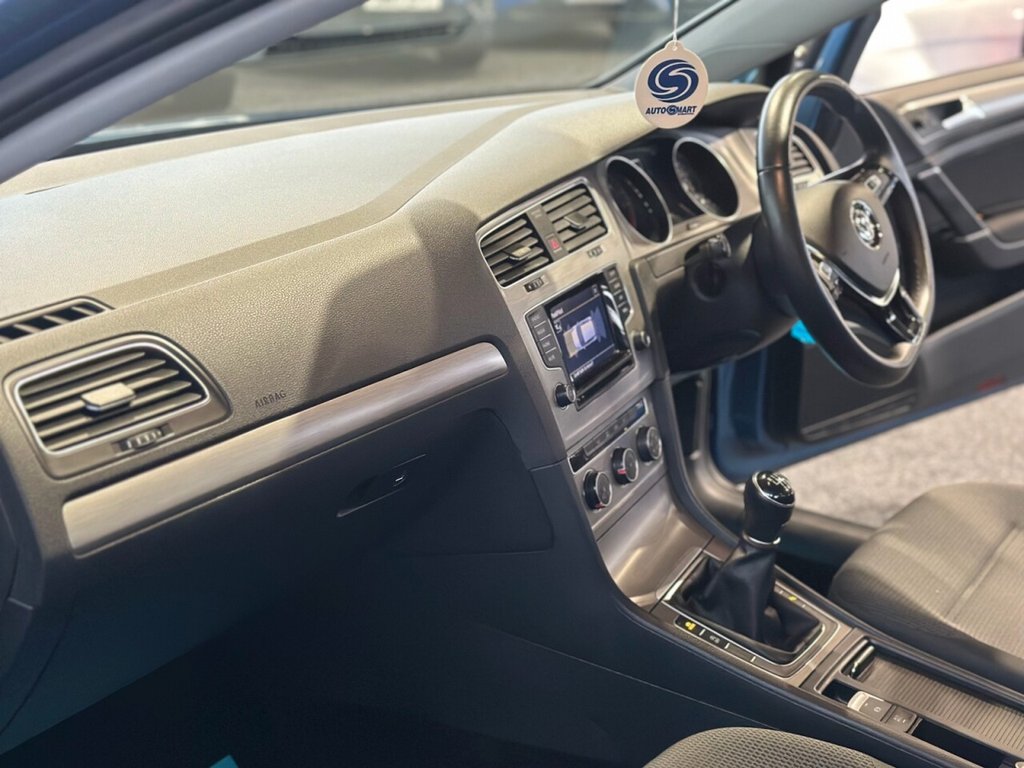 Used Volkswagen Golf 2014 for sale - 77161932: Photo 23