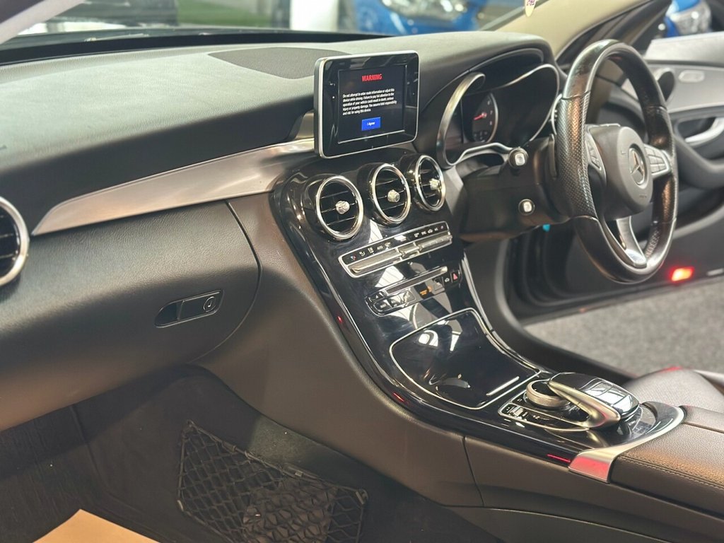 Used Mercedes-Benz C Class 2015 for sale - 76430239: Photo 42
