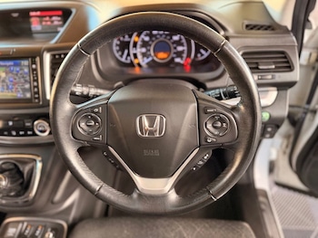 Used Honda CR-V 2015 for sale - 79046341: Photo