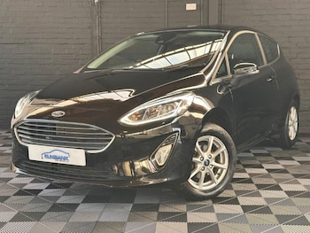 Used Ford Fiesta 2017 for sale - 77572279: Photo