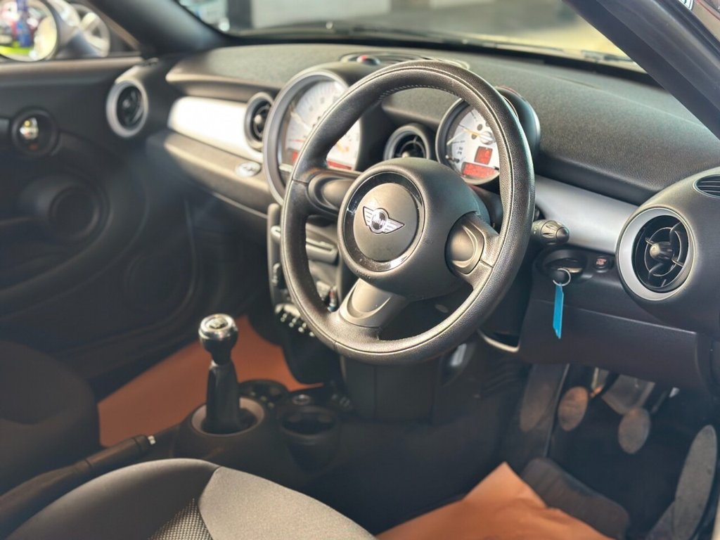Used MINI Roadster 2014 for sale - 76367422: Photo 24