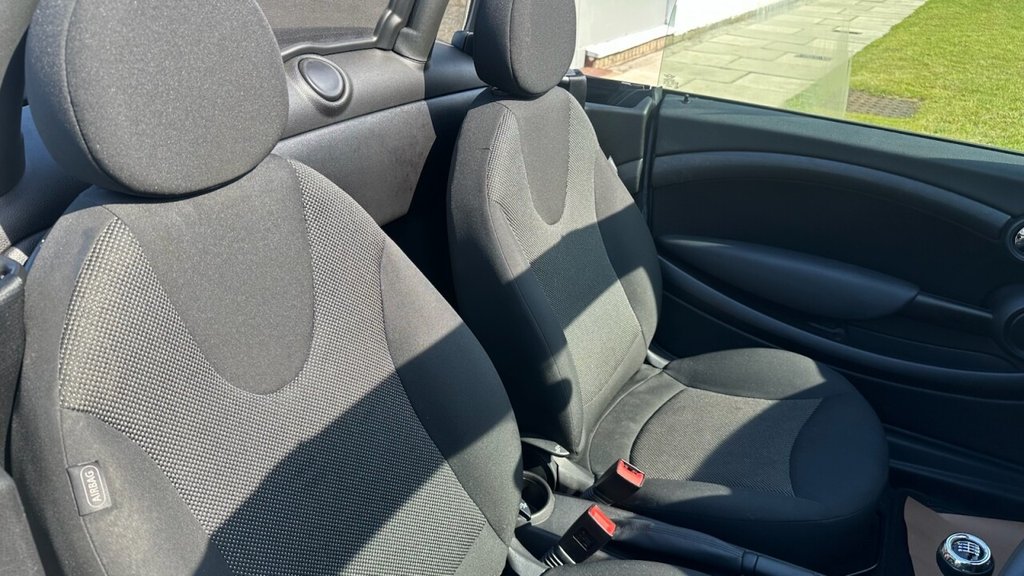 Used MINI Roadster 2014 for sale - 76367422: Photo 28