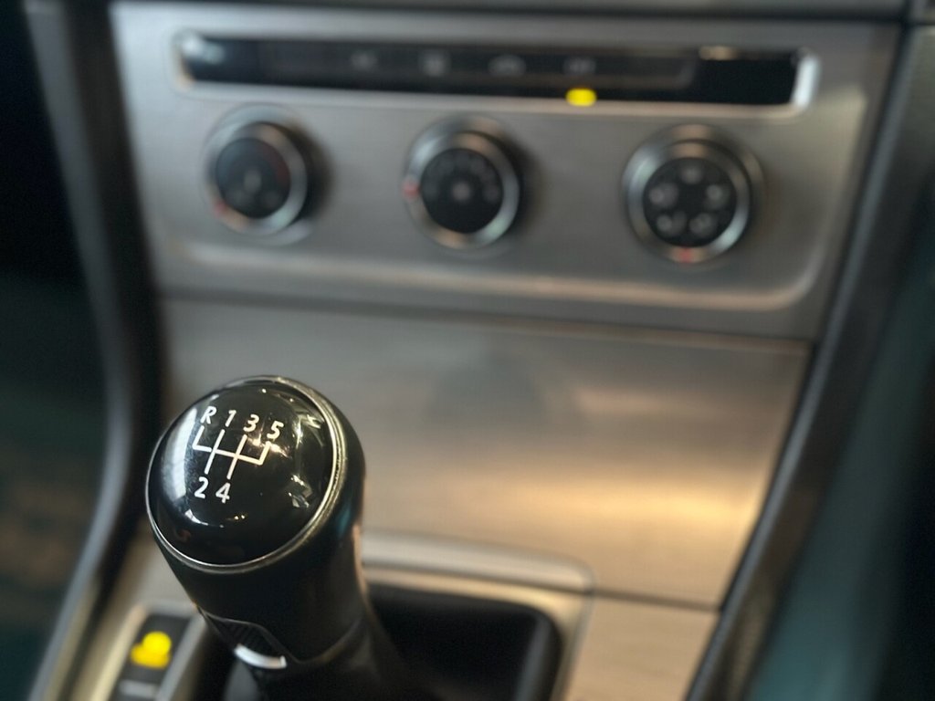 Used Volkswagen Golf 2014 for sale - 77020436: Photo 31