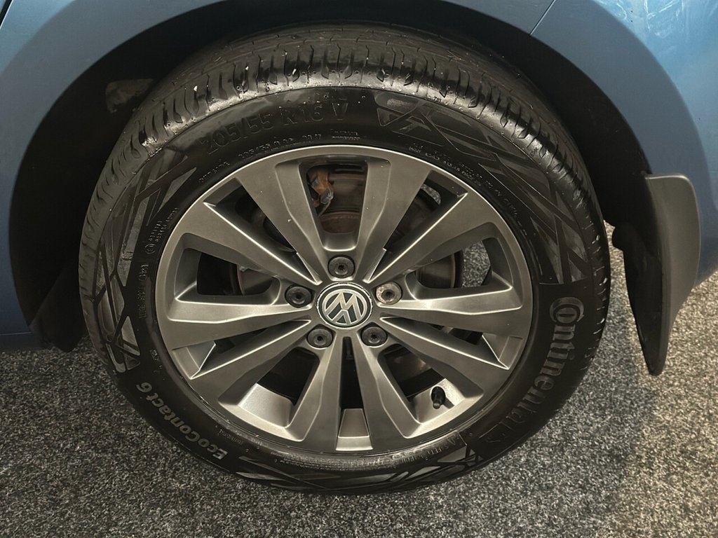 Used Volkswagen Golf 2014 for sale - 77020436: Photo 39