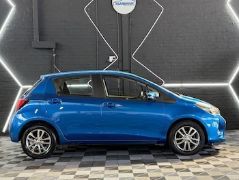 Used Toyota Yaris 2015 for sale - 79288423: Photo