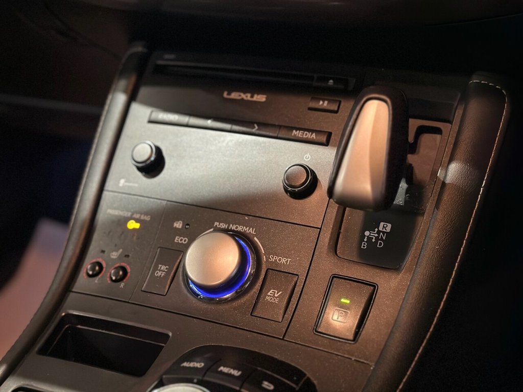 Used Lexus CT 2015 for sale - 76420044: Photo 31