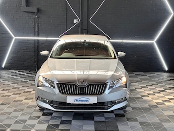 Used Skoda Superb 2018 for sale - 79154851: Photo