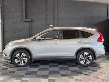 Used Honda CR-V 2018 for sale - 78167172: Photo