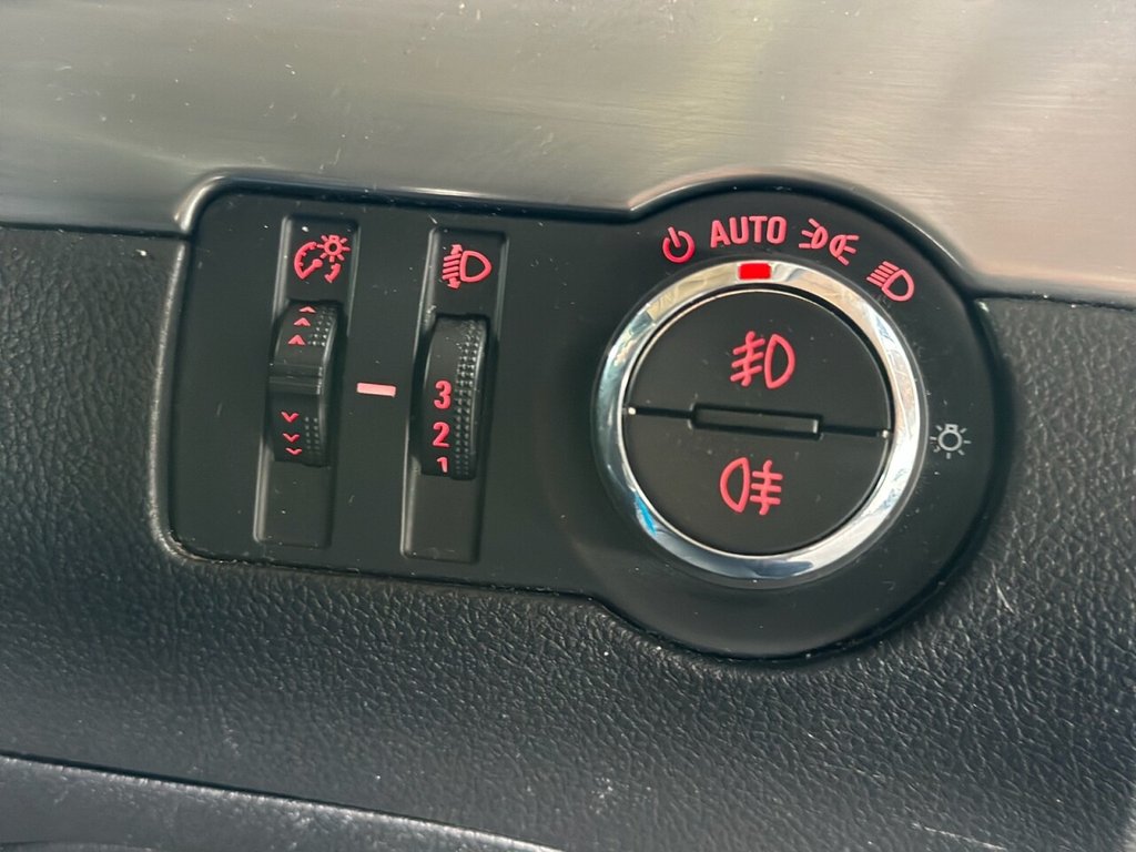 Used Vauxhall Mokka 2015 for sale - 76745029: Photo 31