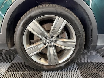 Used Volkswagen Tiguan 2018 for sale - 79358793: Photo