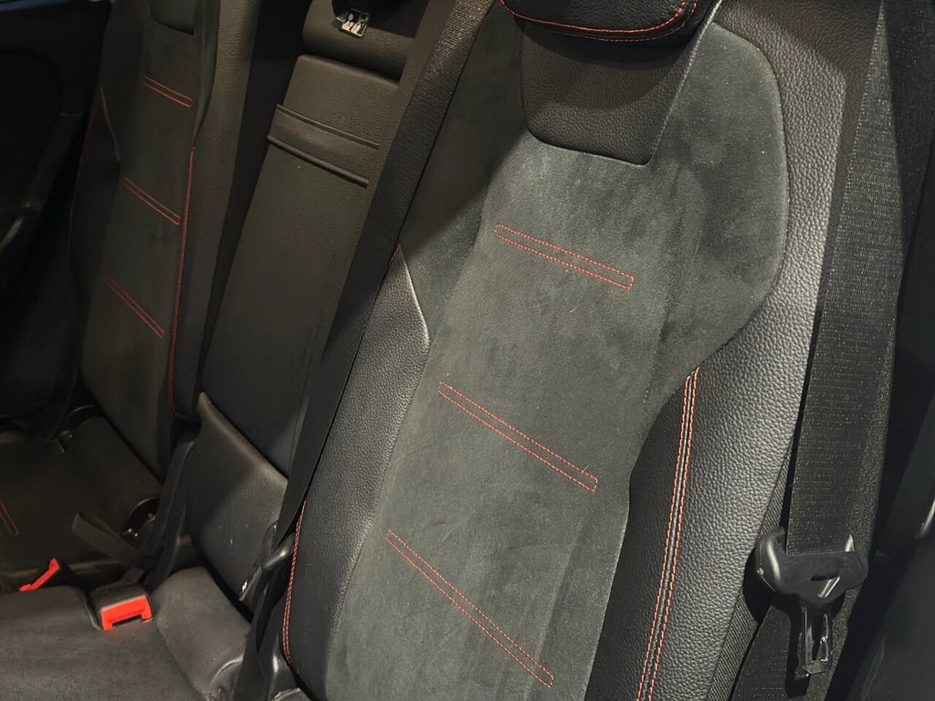 Used Mercedes-Benz GLB 2021 for sale - 76740536: Photo 30