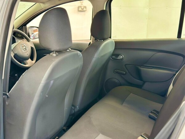 Used Dacia Sandero 2016 for sale - 75347068: Photo 29