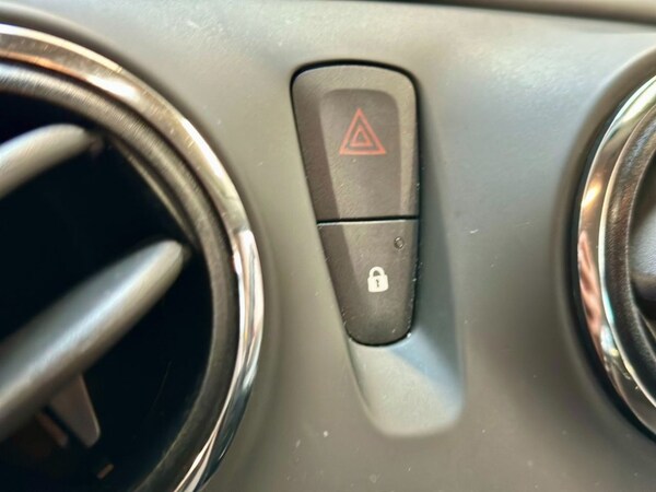 Used Dacia Sandero 2016 for sale - 75347068: Photo 34