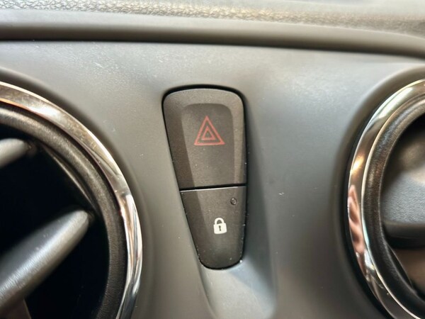 Used Dacia Sandero 2016 for sale - 75347068: Photo 35